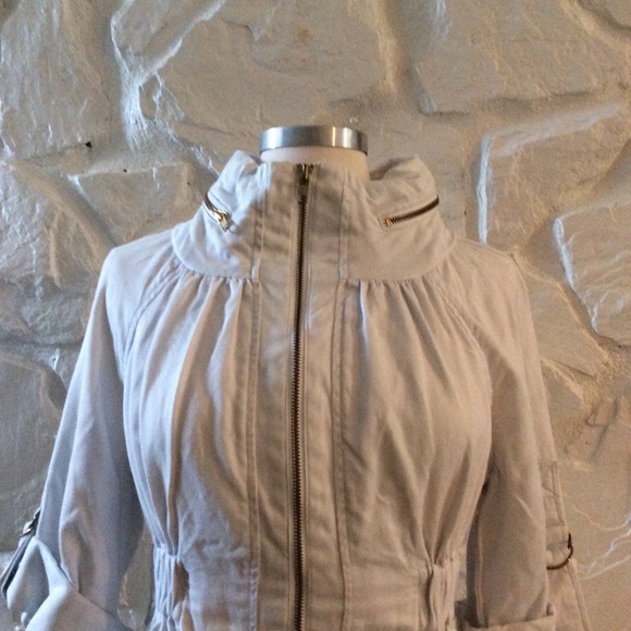 French Connections White Zip Jacket Enclosed Hood - Picture 3 of 7